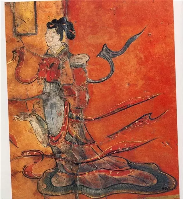 杂裾垂髾服