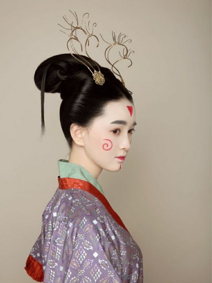 魏晋时期的化妆风格