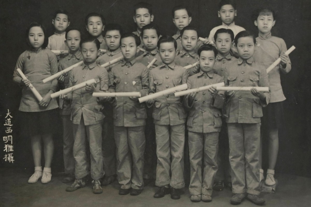 为什么校服在香港如此普遍？