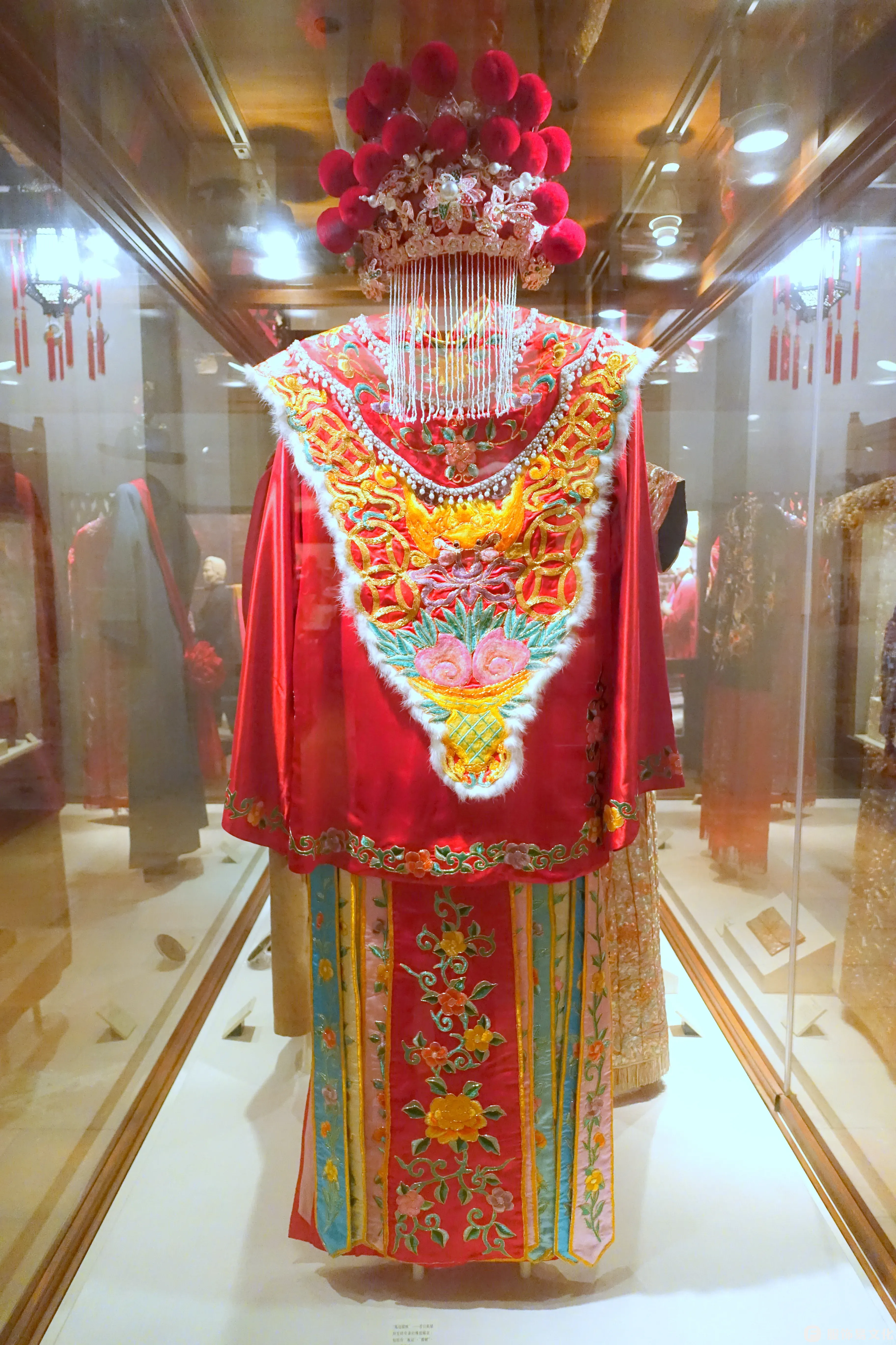 一文读懂中国各个朝代传统女性婚服