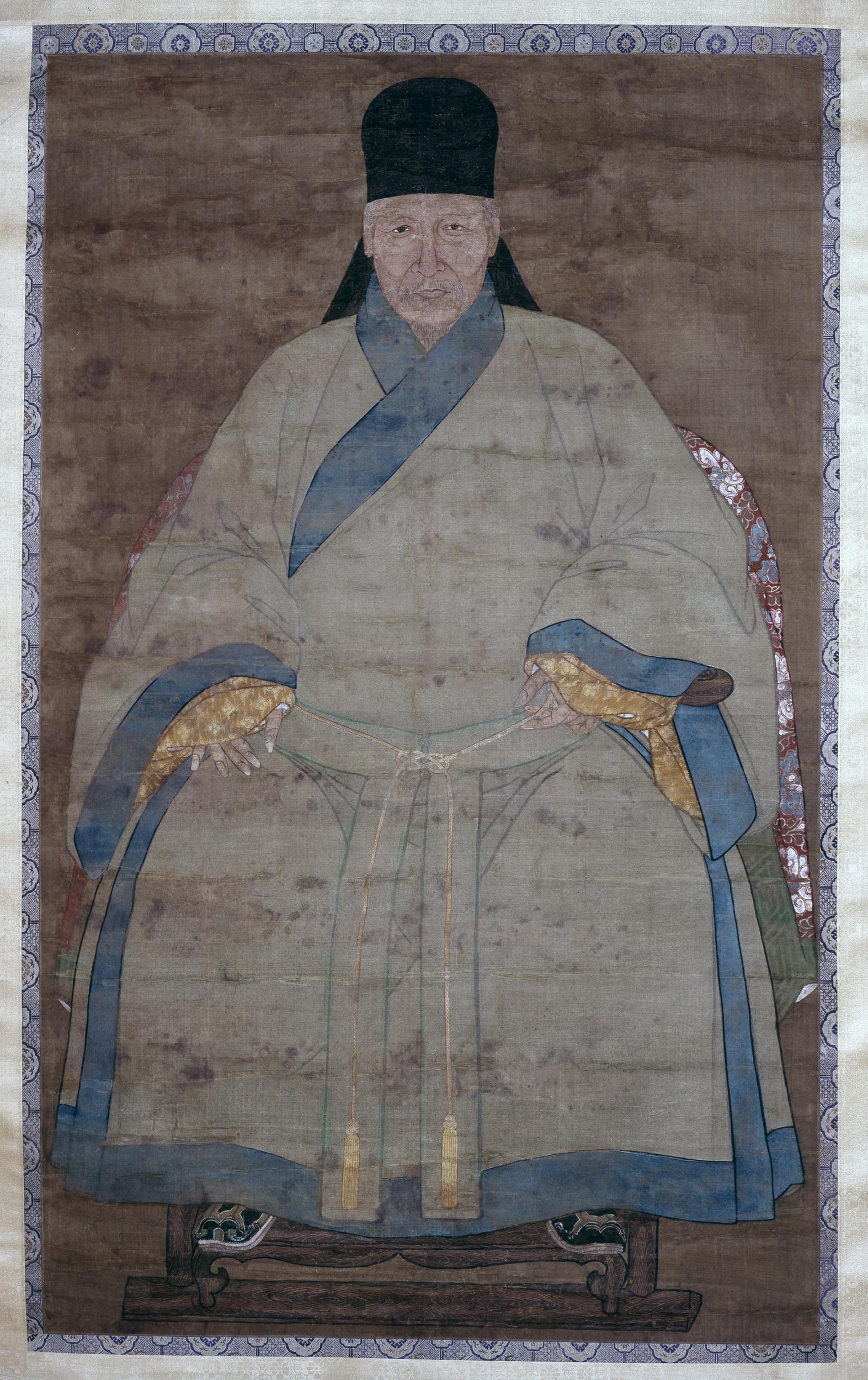 侧耳