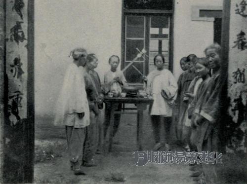 中国的乡村生活-服饰易文化翻译