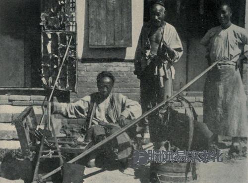 中国的乡村生活-服饰易文化翻译