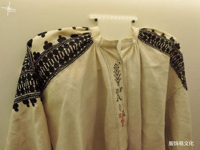 波兰和乌克兰地区的服装特点