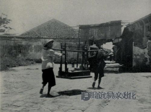 中国的乡村生活-服饰易文化翻译