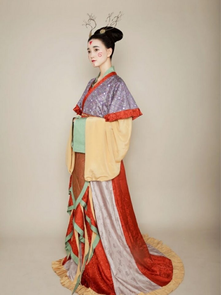 魏晋时期的化妆风格