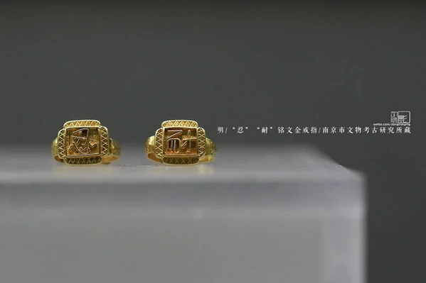 1960 年代 的时尚简史图片。 女士和男士、头饰和发型、内衣、泳衣和泳衣