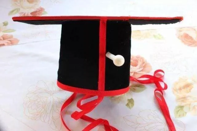 秦汉时期的首服帽子和头饰