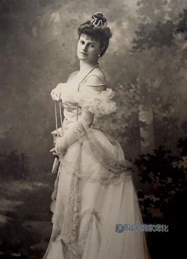 19世纪法国伯爵夫人 Élisabeth Greffulhe 令人惊叹的时尚