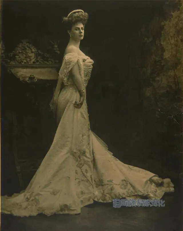 19世纪法国伯爵夫人 Élisabeth Greffulhe 令人惊叹的时尚