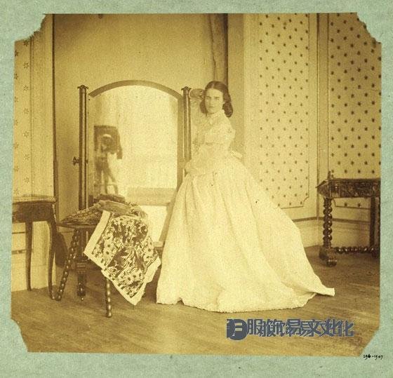 英国1860年代服装史