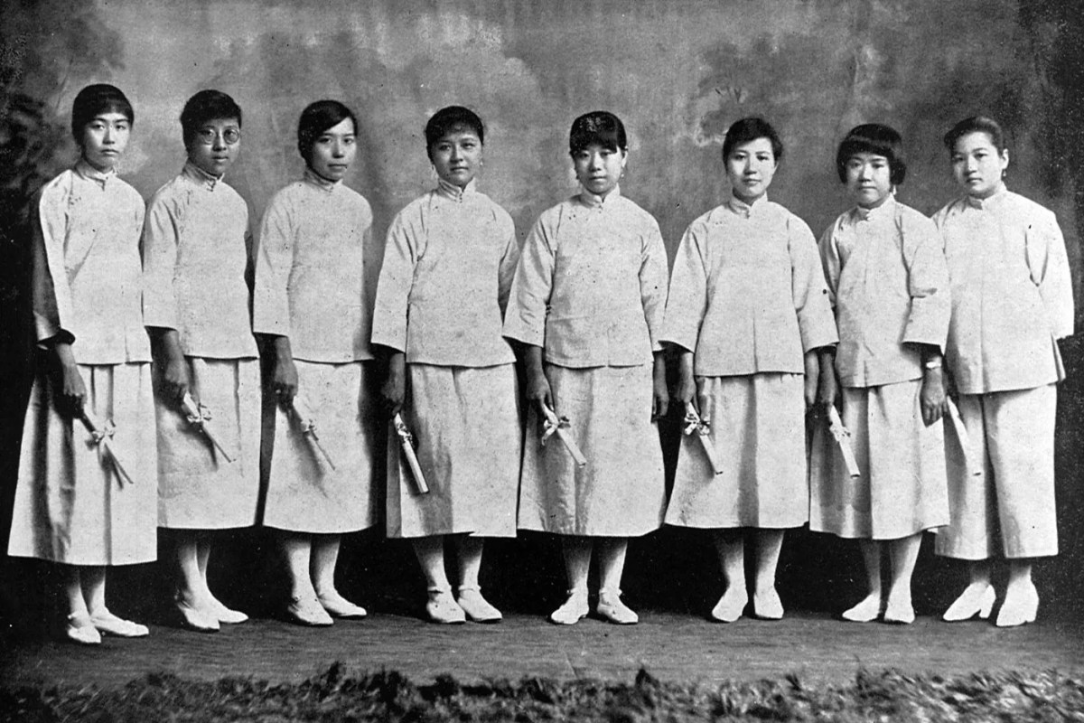 为什么校服在香港如此普遍？