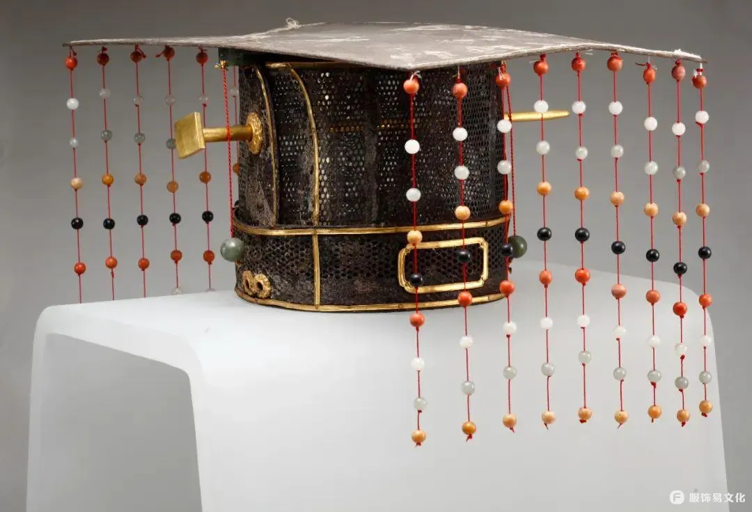 秦汉时期的首服帽子和头饰