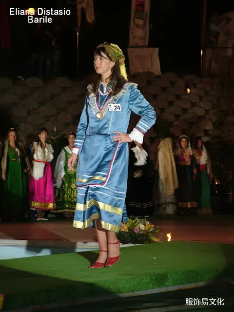 阿尔巴尼亚服饰