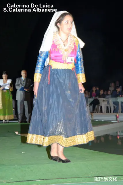 阿尔巴尼亚服饰