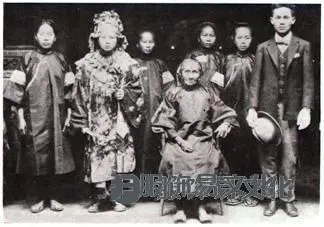 中国19世纪和20世纪婚礼服装变化