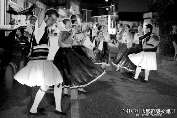 阿尔巴尼亚服饰