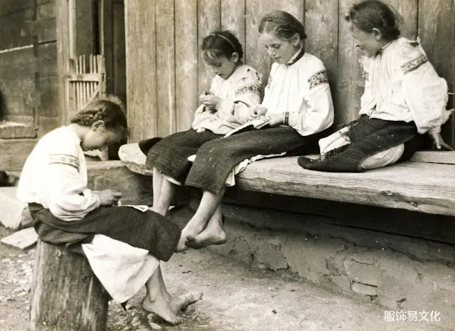 乌克兰外喀尔巴阡地区 Rakhiw 地区的 Hutsul 服装