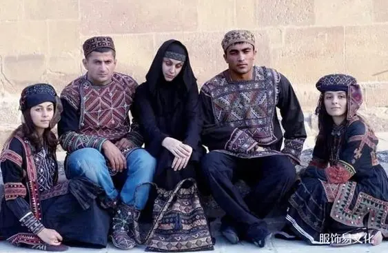 格鲁吉亚赫夫苏尔人的服装