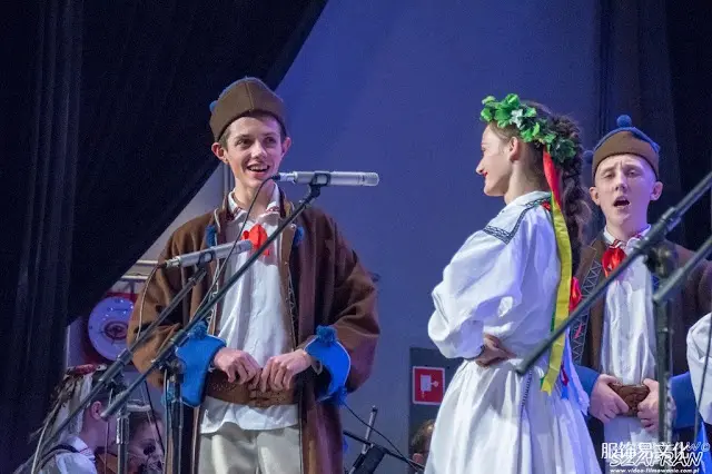 波兰民族服饰特点