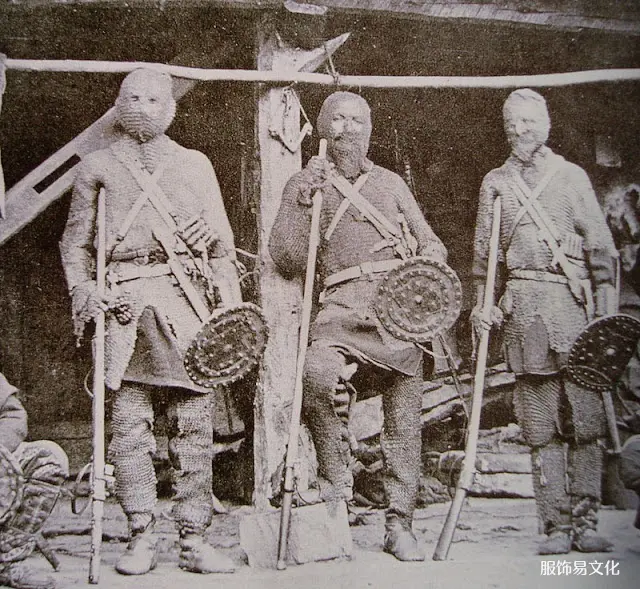 格鲁吉亚赫夫苏尔人的服装