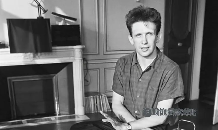 让·保罗·高缇耶简介