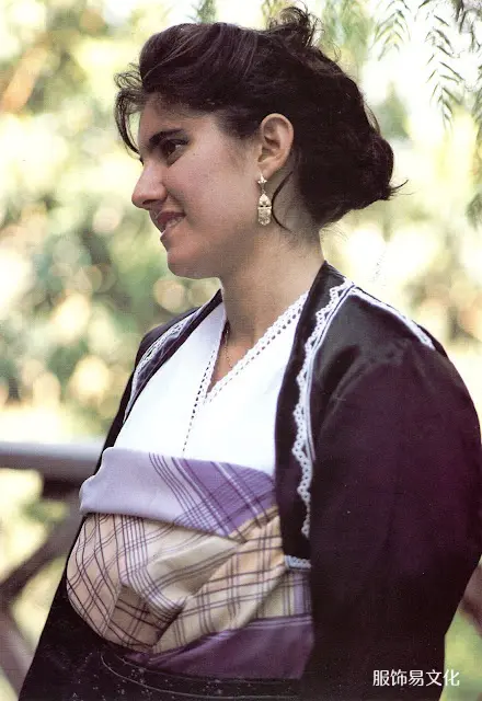 阿尔巴尼亚服饰