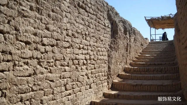 汉服出土四:阿斯塔纳墓地和正仓院仓库的唐代文物