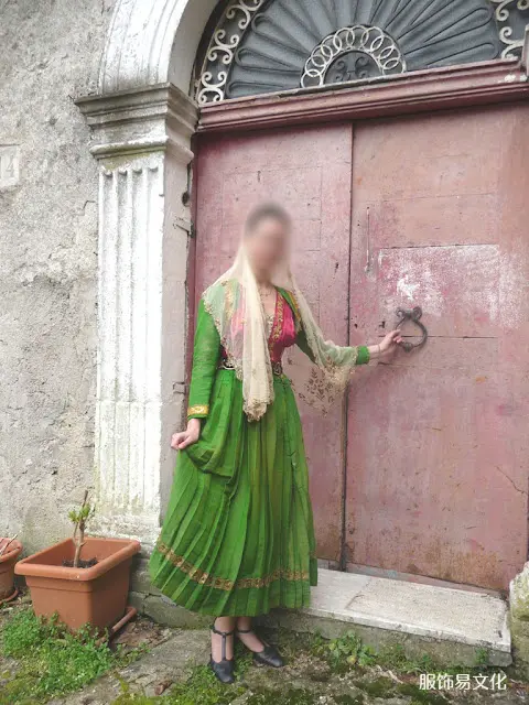 阿尔巴尼亚服饰