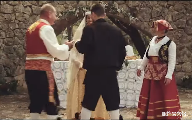 阿尔巴尼亚服饰