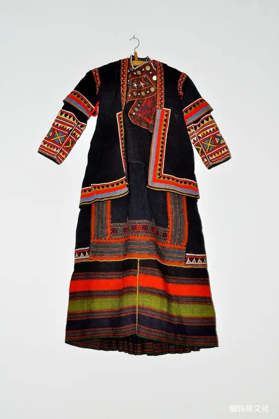 格鲁吉亚赫夫苏尔人的服装