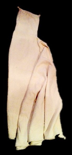 Burnous – 带尖头兜帽的迷人斗篷