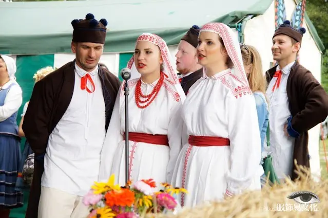 波兰民族服饰特点