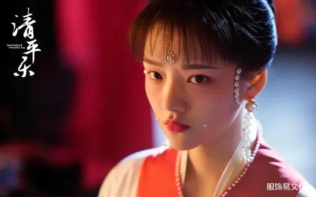 华典——女性特制汉服妆容