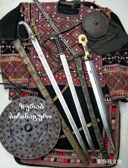 格鲁吉亚赫夫苏尔人的服装