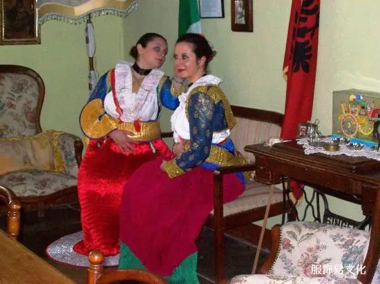 阿尔巴尼亚服饰