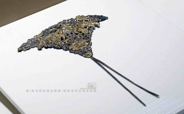 鎏金银发饰唐代华生(618—907)