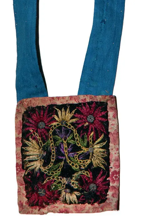 波兰和乌克兰地区的服装特点