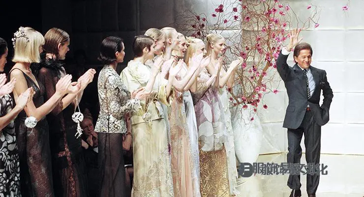 瓦伦蒂诺·加拉瓦尼