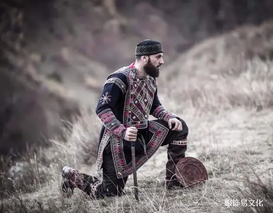格鲁吉亚赫夫苏尔人的服装