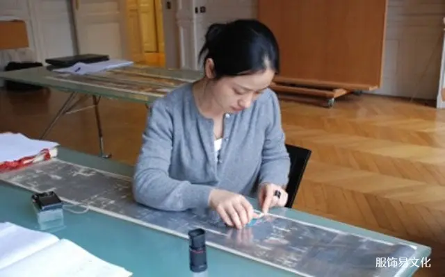 敦煌丝绸研究15年——敦煌纺织品发布