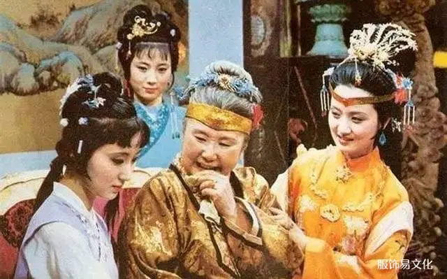 中国传统服饰配饰-萌