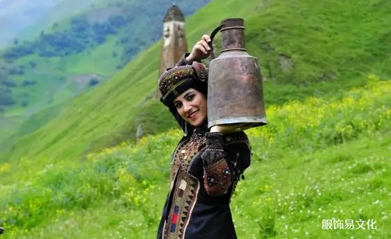 格鲁吉亚赫夫苏尔人的服装