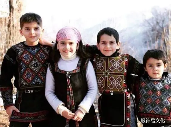 格鲁吉亚赫夫苏尔人的服装