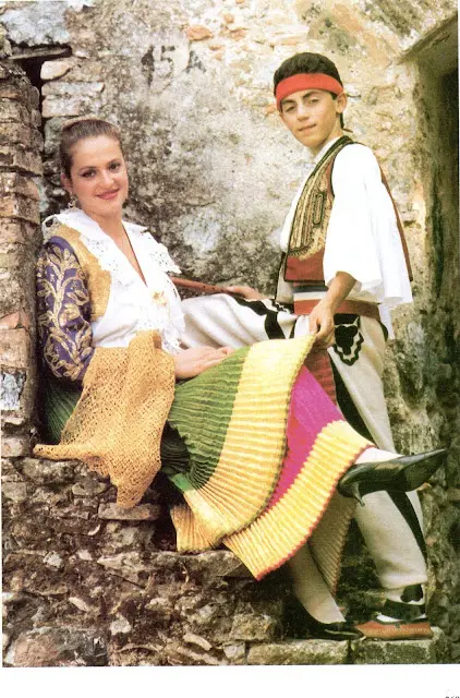 阿尔巴尼亚服饰