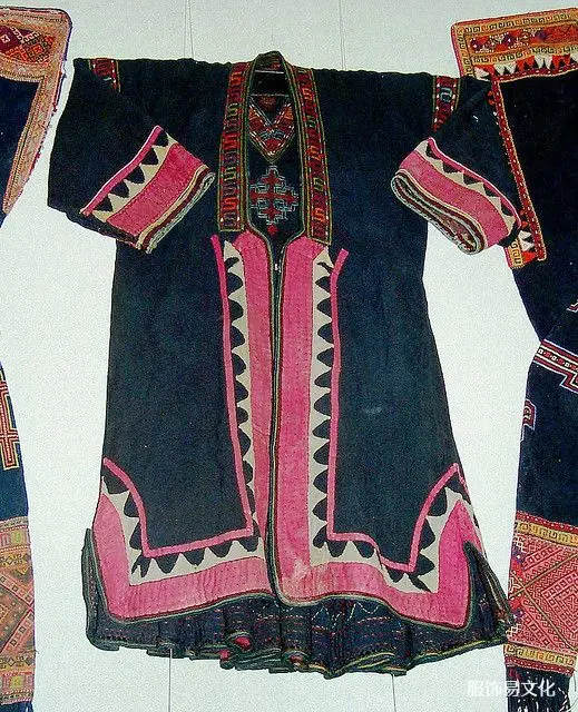 格鲁吉亚赫夫苏尔人的服装