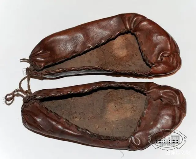 波兰民族服饰特点