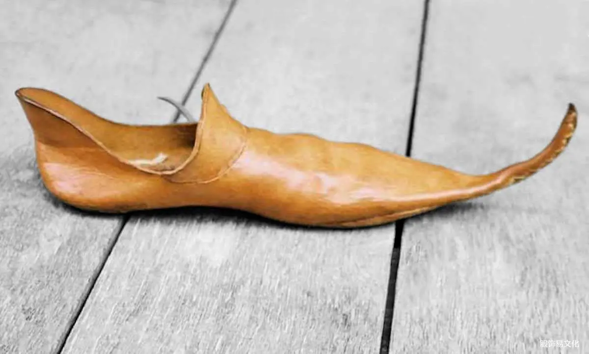 时尚史上 8 个奇葩的趋势