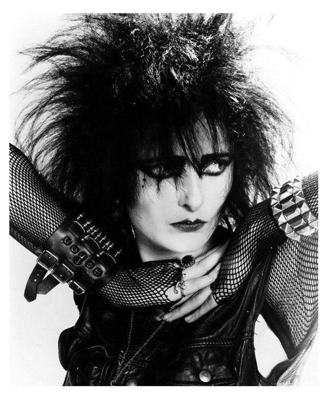 Siouxsie Sioux to return to stage for first time in 10 years ...