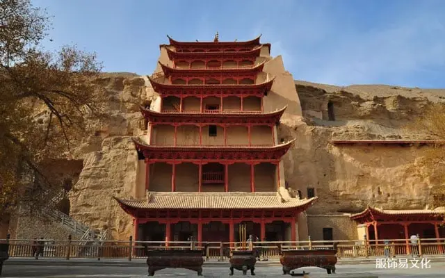 探索中国河西走廊的历史：丝绸之路的门户